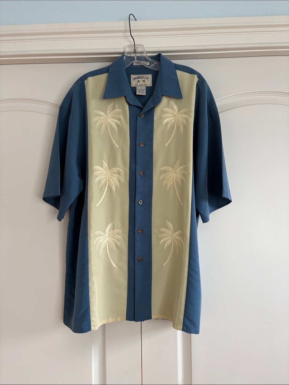 BAMBOO CAY FINE RESORT WEAR HAWAIIAN SHIRT MENS LARGE